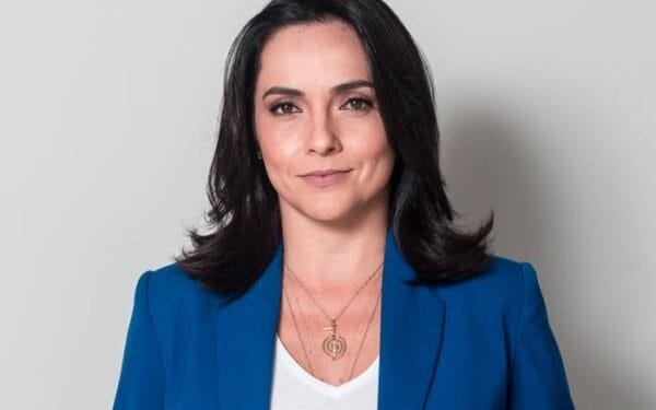 jornalista izabella camargo da um tempo